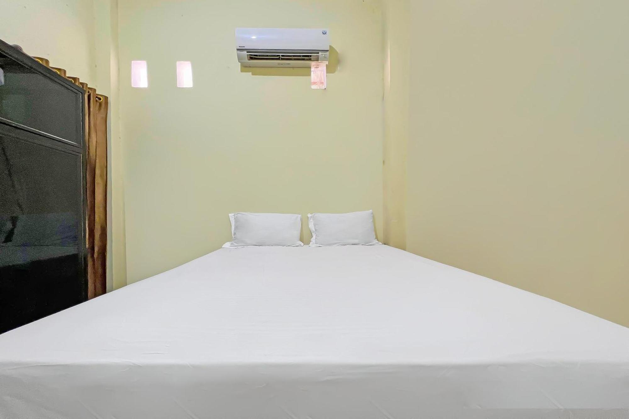 Spot On 92547 Wisma Dg Tata Makassar Esterno foto