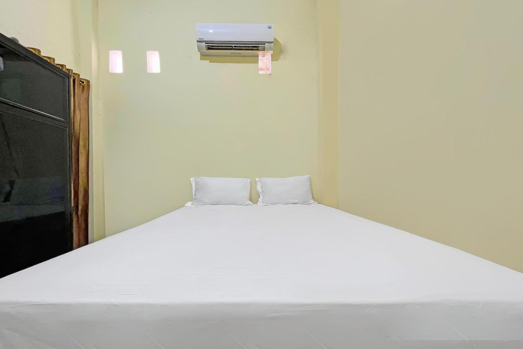Spot On 92547 Wisma Dg Tata Makassar Esterno foto